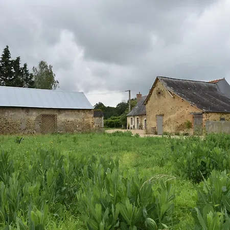 Charming Home In Loire Near Mayenne River, Cleaning Included Nyaraló Saint-Laurent-des-Mortiers