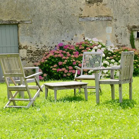 Nyaraló Charming Home In Loire Near Mayenne River, Cleaning Included